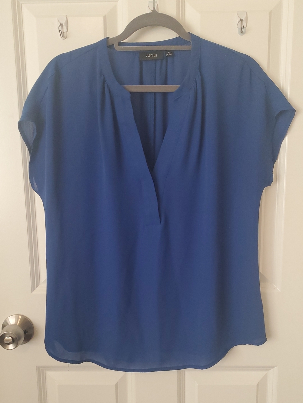 Apt. 9 Royal Blue V-Slit Short Sleeve Blouse